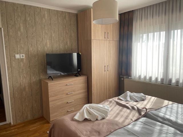 Alice Vendeghaz Bed & Breakfast Kalocsa Exterior photo
